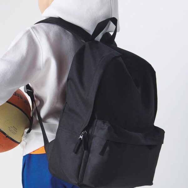 Zaino nero Black Spider BS951 indossato, modello base senza logo